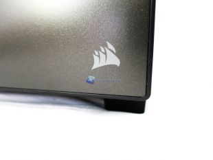 Corsair-Carbide-600C-11